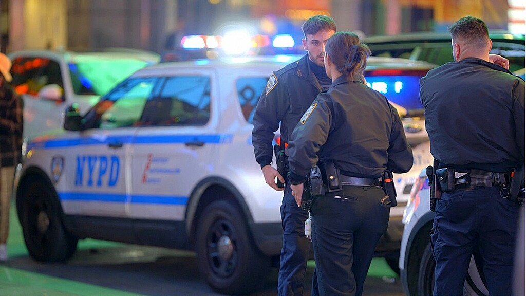 NYPD Cop Crisis: Lowest number of police on NYC streets since 1990